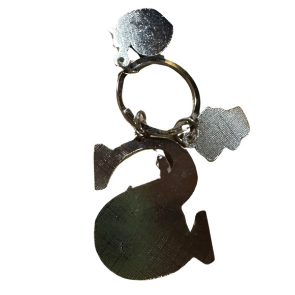 S shaped New York Silver Keychain - Picture 2 of 2